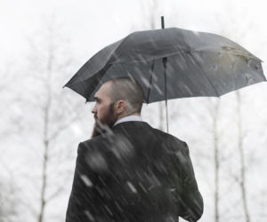 Nagłe załamanie pogody marzec 2026. Dlaczego zmiany pogody sprawiają, że czujemy się fatalnie? Ekspert wyjaśnia