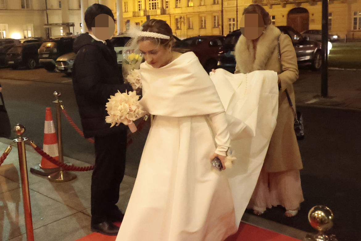 Ślub Patkowskiego i Semeniuk. Powitanie młodej pary