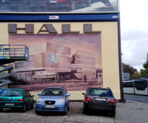 Mural nawiązujący do teatru lalek Pleciuga przy al. Wyzwolenia