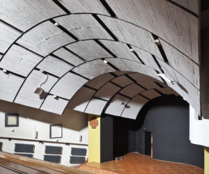 Sala wykładowa Wyższego Seminarium Duchownego Zgromadzenia XX Zmartwychwstańców w Krakowie. 