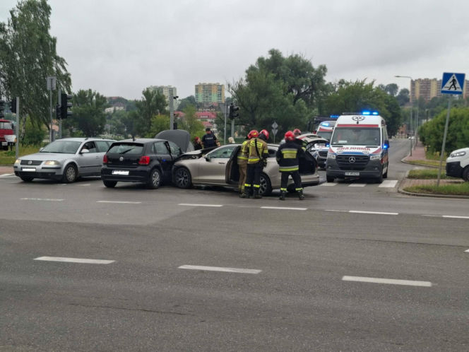 Wypadek na skrzyżowaniu w Starachowicach