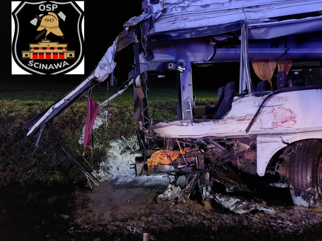 Wypadek autobusu szkolnego pod Ścinawą