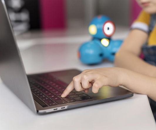 9-latkowie z dostępem do pornografii! Seksualizacja dzieci jako szkodliwy element popkultury