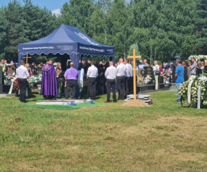 Przędzel: Pogrzeb ofiar tragicznego wypadku w Jamnicy.