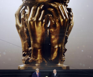 Donald Trump z Nagrodą Pokoju