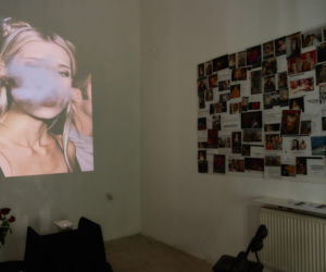 „Smoking is hot”? Studio Jaskółka punktuje trend na dirty glamour