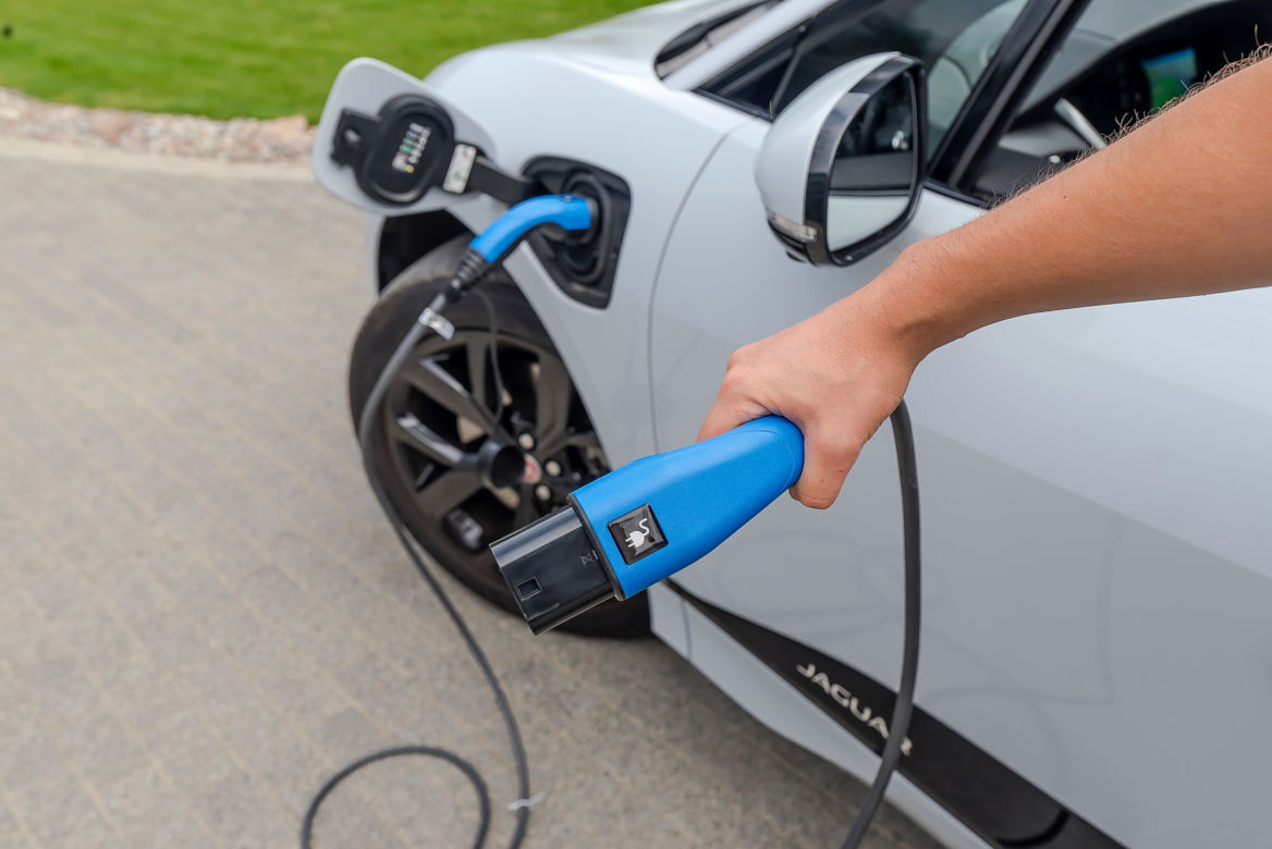 Jaguar I-Pace EV400 AWD HSE