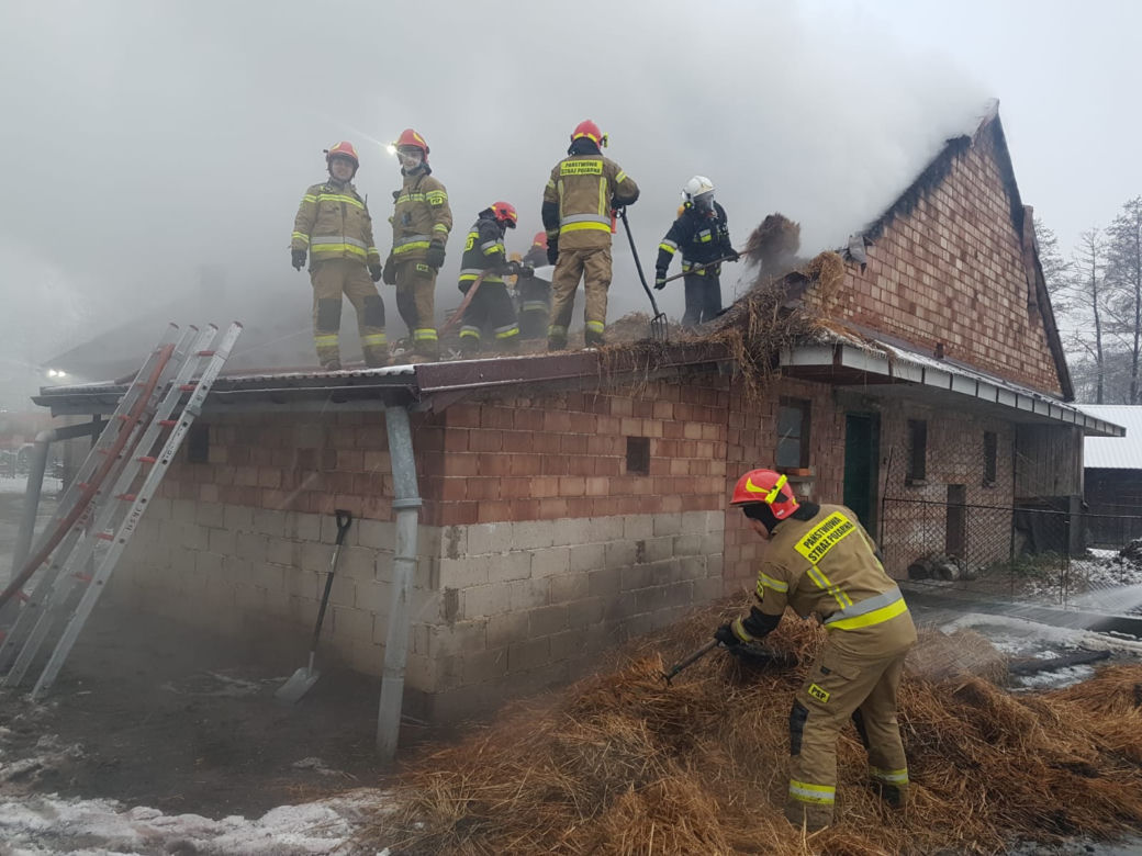 Groźny pożar w Łękawicy koło Skrzyszowa