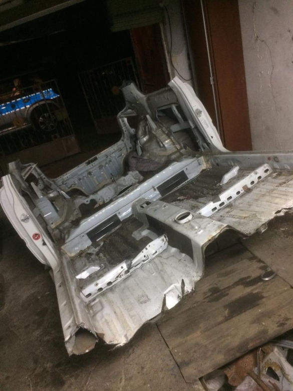Pocięli kradzione auto, żeby je sprzedaż na złom. Grozi im 10 lat więzienia