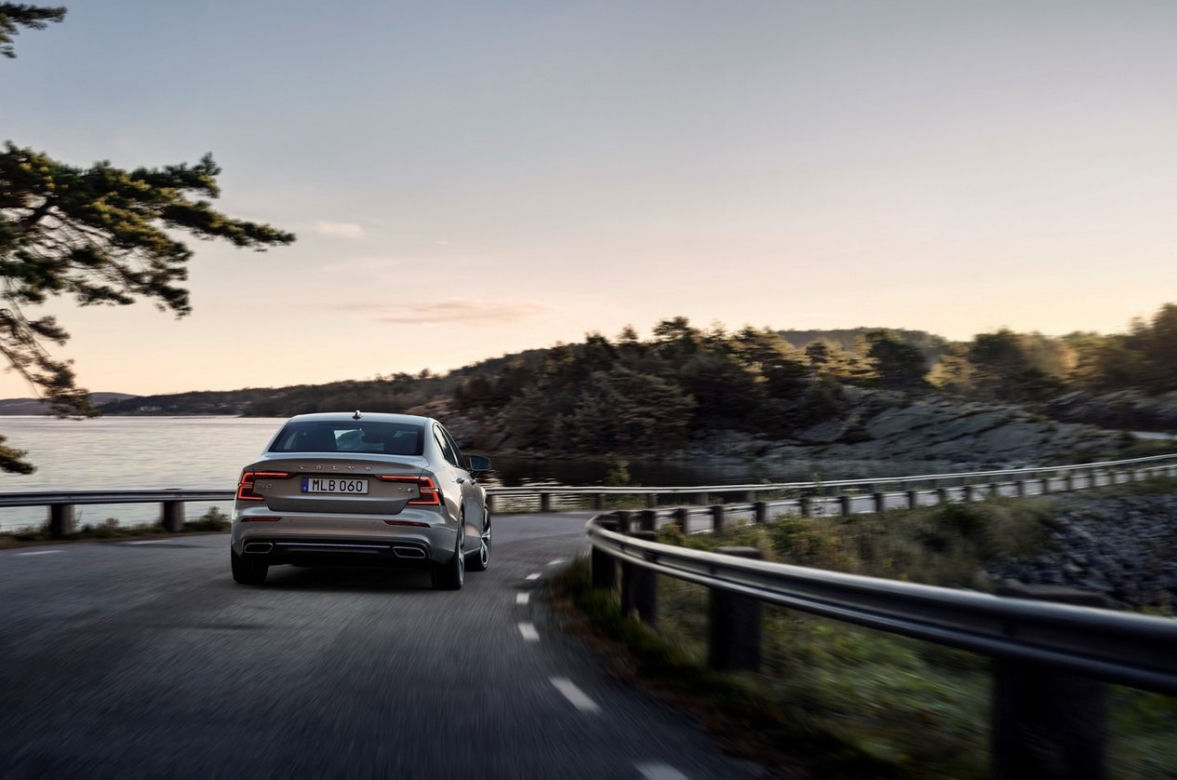 nowe Volvo S60