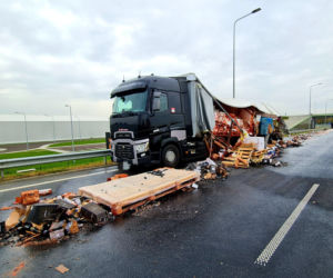 Tiry zderzyły się na S8. Potworny karambol na trasie