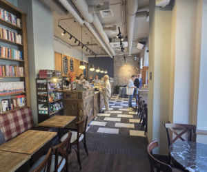 Nowa kawiarnia na mapie Gdańska. Green Caffè Nero postawiło na historię, rzemiosło i jesienne smaki
