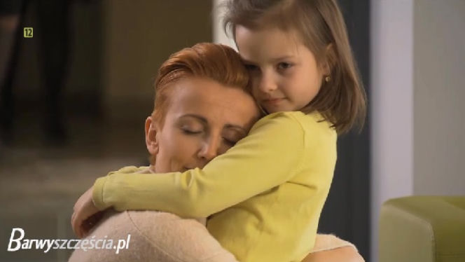 Barwy szczęścia po wakacjach 2015. Marta (Katarzyna Zielińska), Ewa (Gabriela Ziembicka)