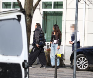 Michał Koterski z dziewczyną na spacerze