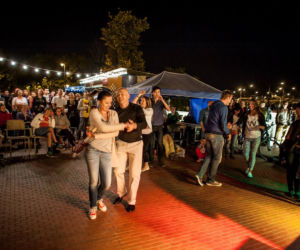 Most Kultury przyciąga tańcami, koncertami i zajęciami dla dzieci