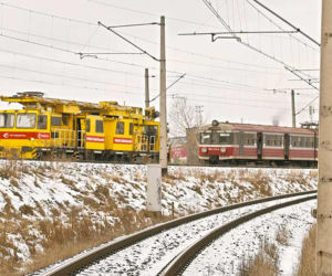 Pociąg utknął w szczerym polu