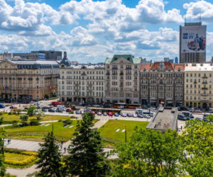 Południowa pierzeja Alej Jerozolimskich w centrum Warszawy