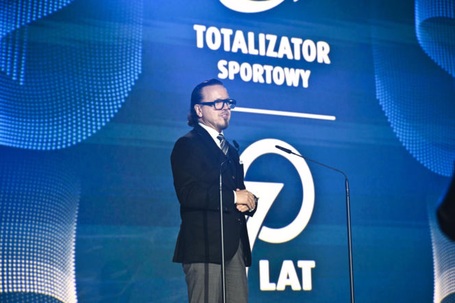 Radosław Sikorski odznaczył Ambasadorów Totalizatora Sportowego