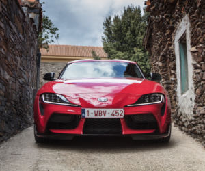 Toyota GR Supra w kolorze Renaissance Red