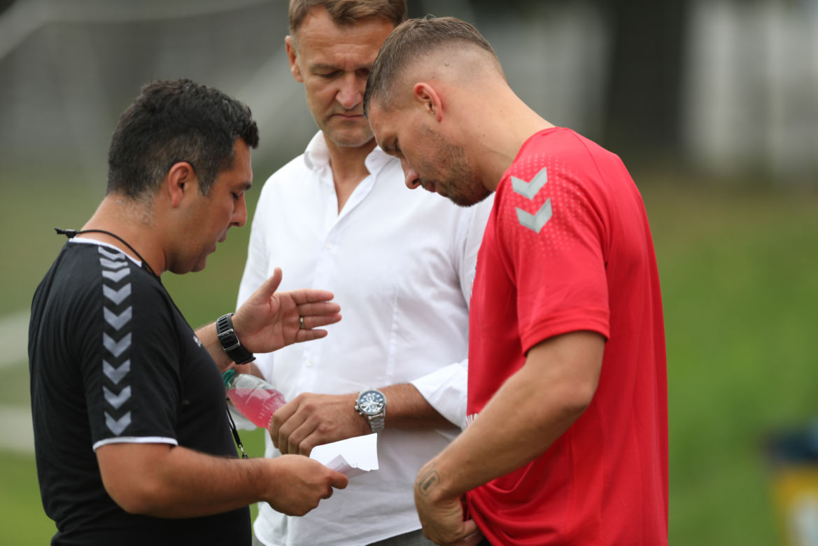 Łukasz Podolski już czaruje w Zabrzu. Tak wyglądał pierwszy trening gwiazdy w Górniku.
