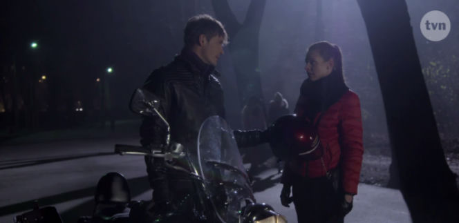 Singielka odcinek 65, Natalia (Julia Kamińska), Arek (Mikołaj Roznerski)