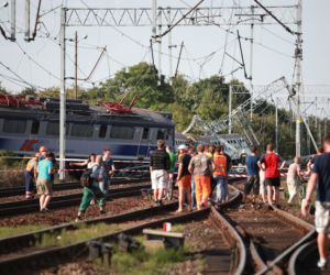 WYPADEK POCIĄGU Warszawa – Katowice w BABACH