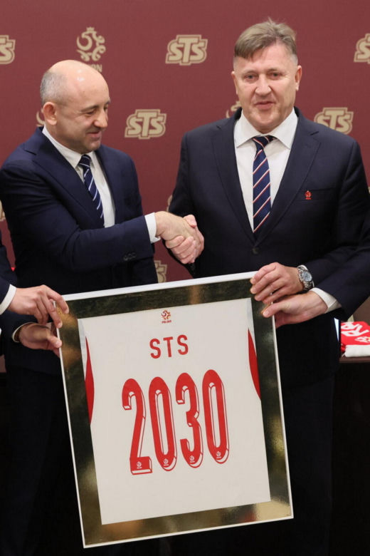 Cezary Kulesza i jego nowa fryzura