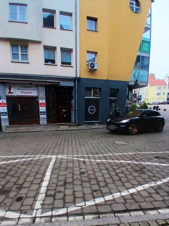 Na ulicy Wielkiej Odrzańskiej przepisy są nagminnie łamane