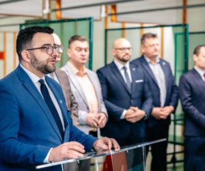 Powiat rzeszowski i łańcucki z porozumieniem o wsparciu w kryzysach. Chodzi o sprzęt, logistykę i ewakuację