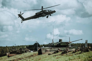 Autonomia strategiczna Europy zyskuje poparcie Polaków. Aż 64% badanych za autonomią kontynentu [SONDAŻ]