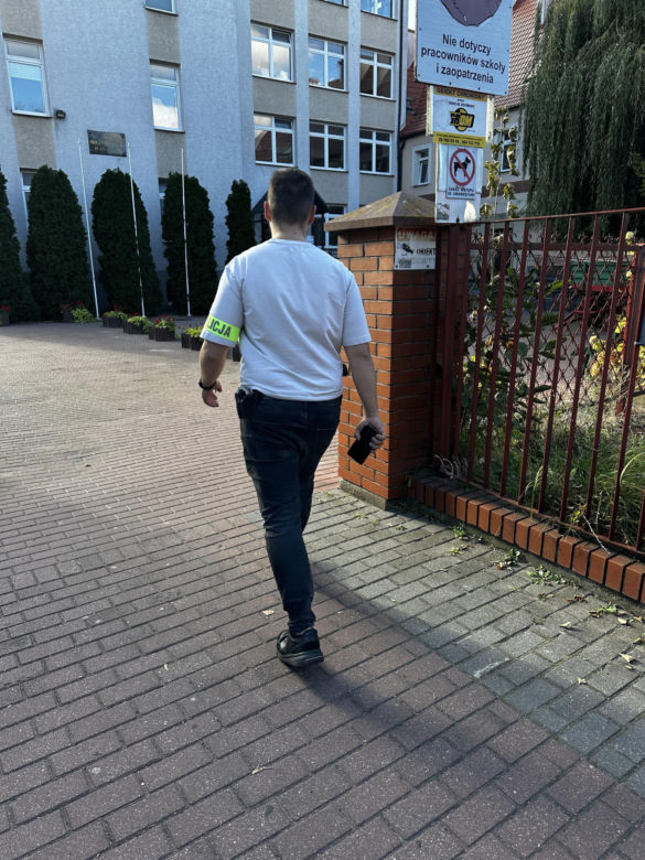 Jakub miał dziś urodziny. Chwycił nóż i zaczął atakować. "Był cichy, nie rzucał się w  oczy"