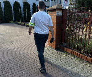 Jakub miał dziś urodziny. Chwycił nóż i zaczął atakować. Był cichy, nie rzucał się w  oczy