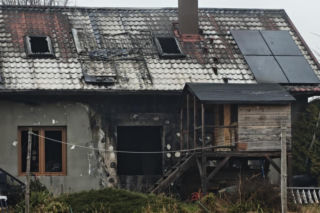 Dom spłonął o świcie. Dramat rodziny z Jordanowa Śląskiego
