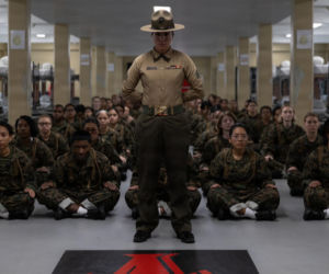 Kobiety w wojsku pod lupą Pentagonu. Czy dekada zmian zostanie cofnięta?