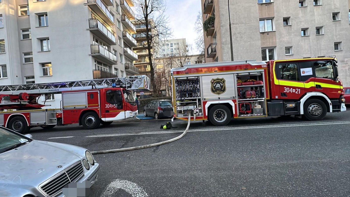 Potężny wybuch w centrum Warszawy. Kłęby dymu przy wieżowcach