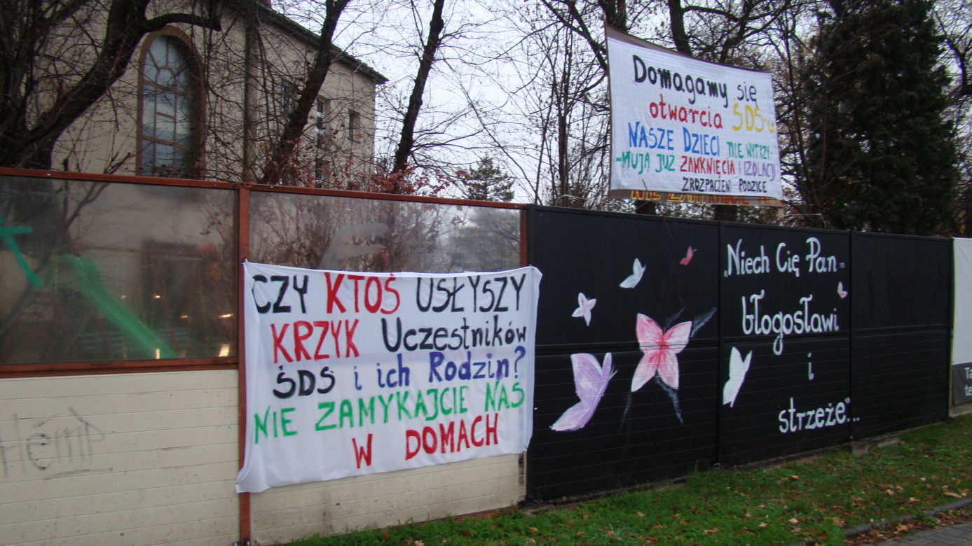 Rozpaczliwy apel opiekunów niepełnosprawnych