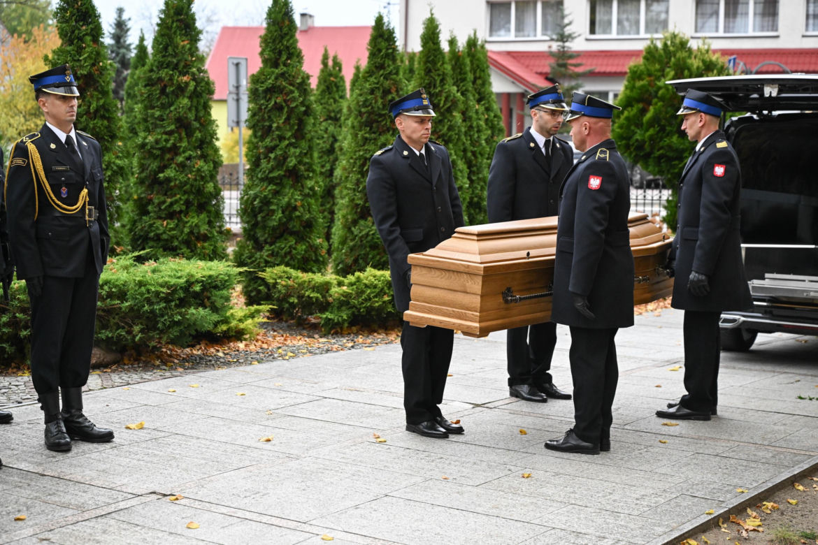 Pogrzeb asp. Bartłomieja Pieroga, jednego z dwóch strażaków, którzy zginęli w pożarze w Nisku