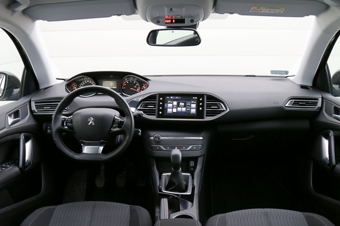 Peugeot 308 1.2 PureTech 110 KM Active