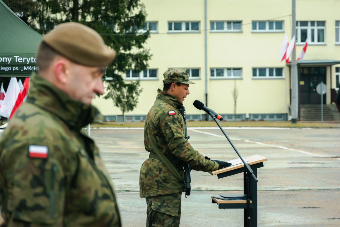 Uroczysta przysięga w Białymstoku. Ponad 90 nowych żołnierzy w szeregach WOT [ZDJĘCIA,WIDEO]
