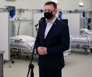 Pierwsi pacjenci w szpitalu covidowym na Okęciu