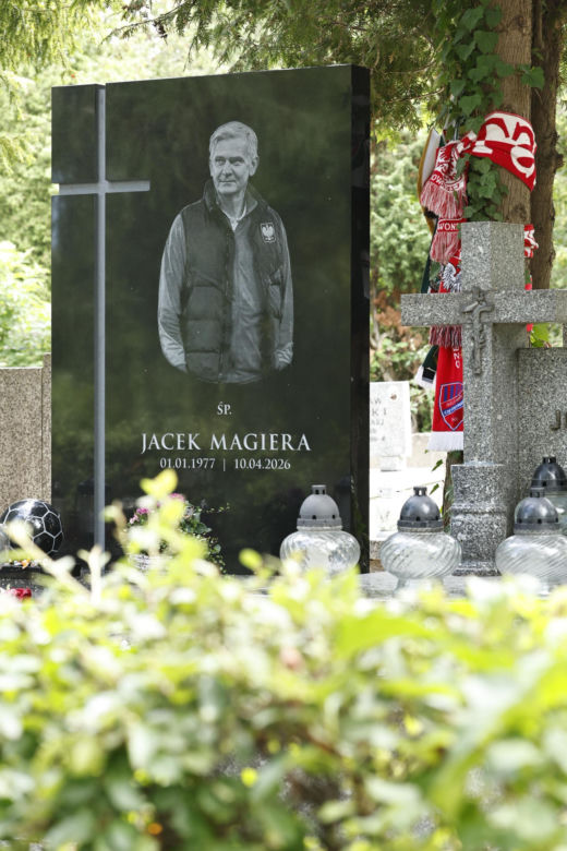Nowy grób Jacka Magiery