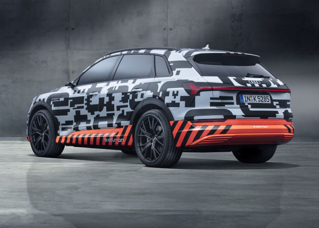 Prototyp Audi e-tron