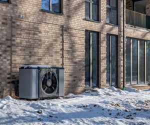 Pompa ciepła zimą – jak ją chronić i co możesz zrobić sam?