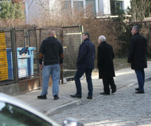 Jarosław Kaczyński nie może wrócić do domu