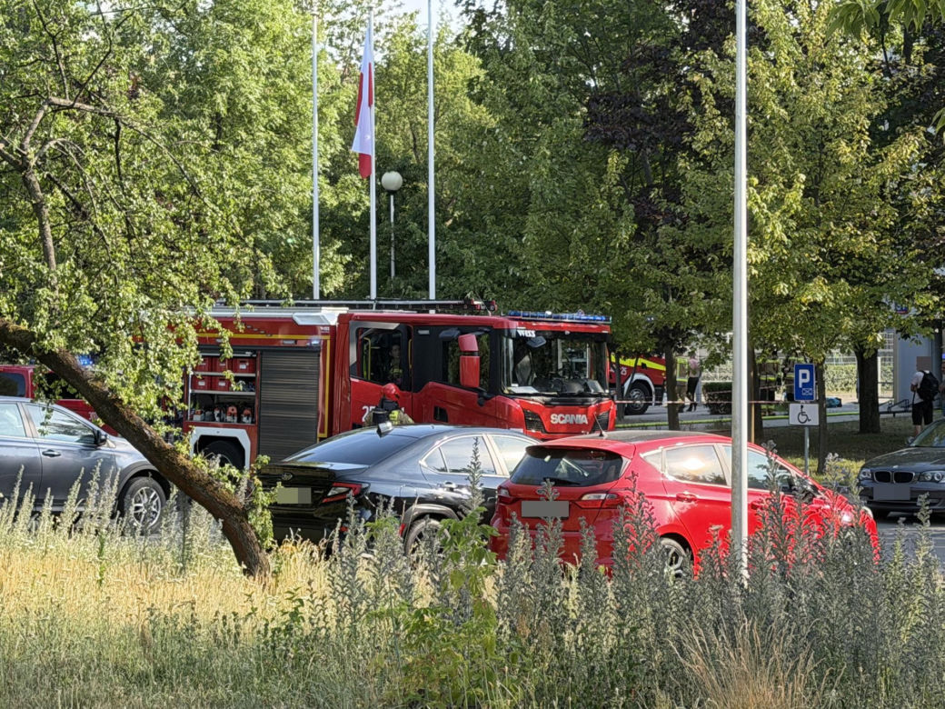 Pożar na komendzie policji! Strażacy w akcji