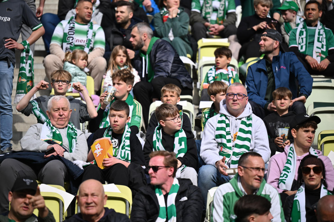 Lechia Gdańsk - Legia Warszawa: Zdjęcia kibiców z meczu 33. kolejki PKO BP Ekstraklasy