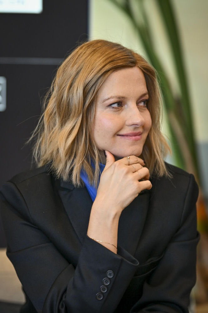 Marta Nieradkiewicz: "Sama wymacałam sobie guza". Aktorka szczerze o walce z rakiem i tym, co ją zaskoczyło