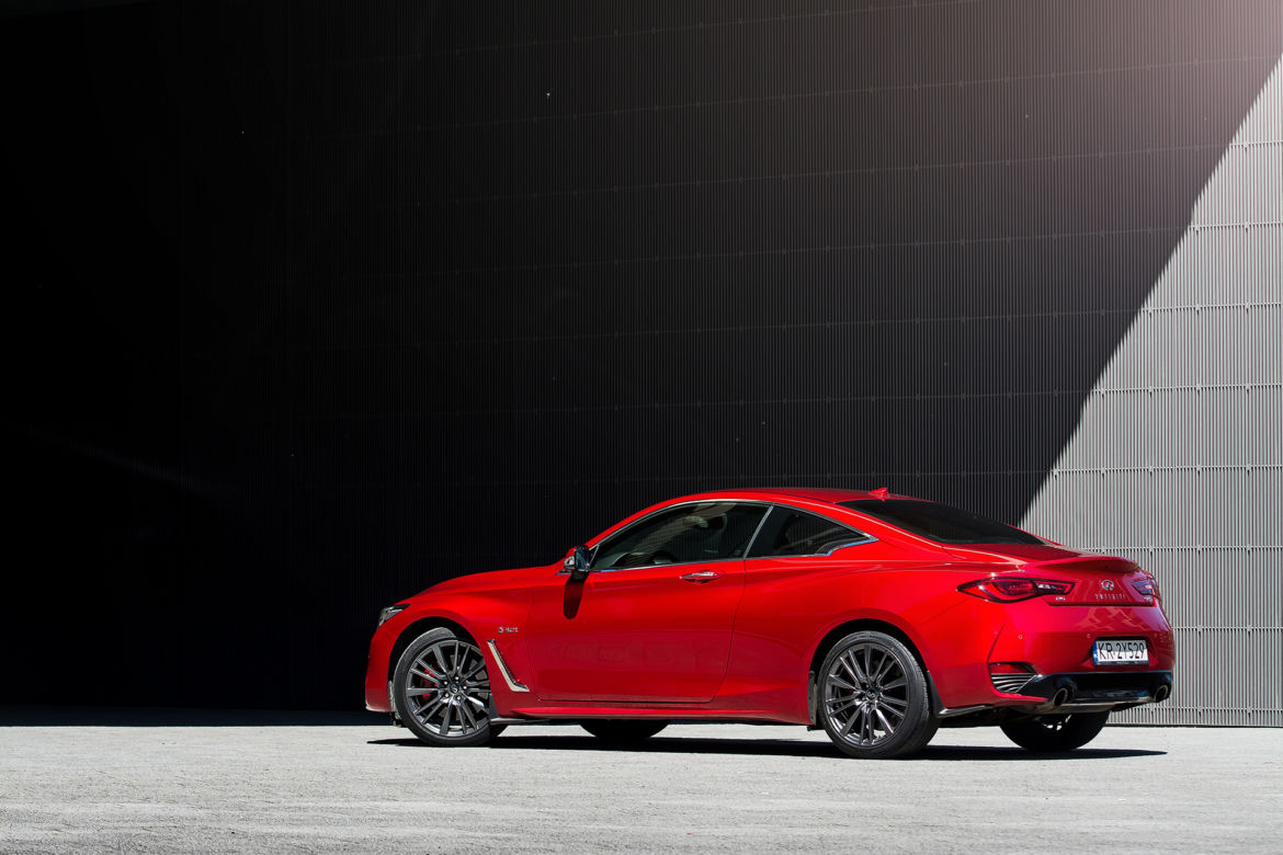 Infiniti Q60 3.0 V6 TwinTurbo AT AWD Sport Tech