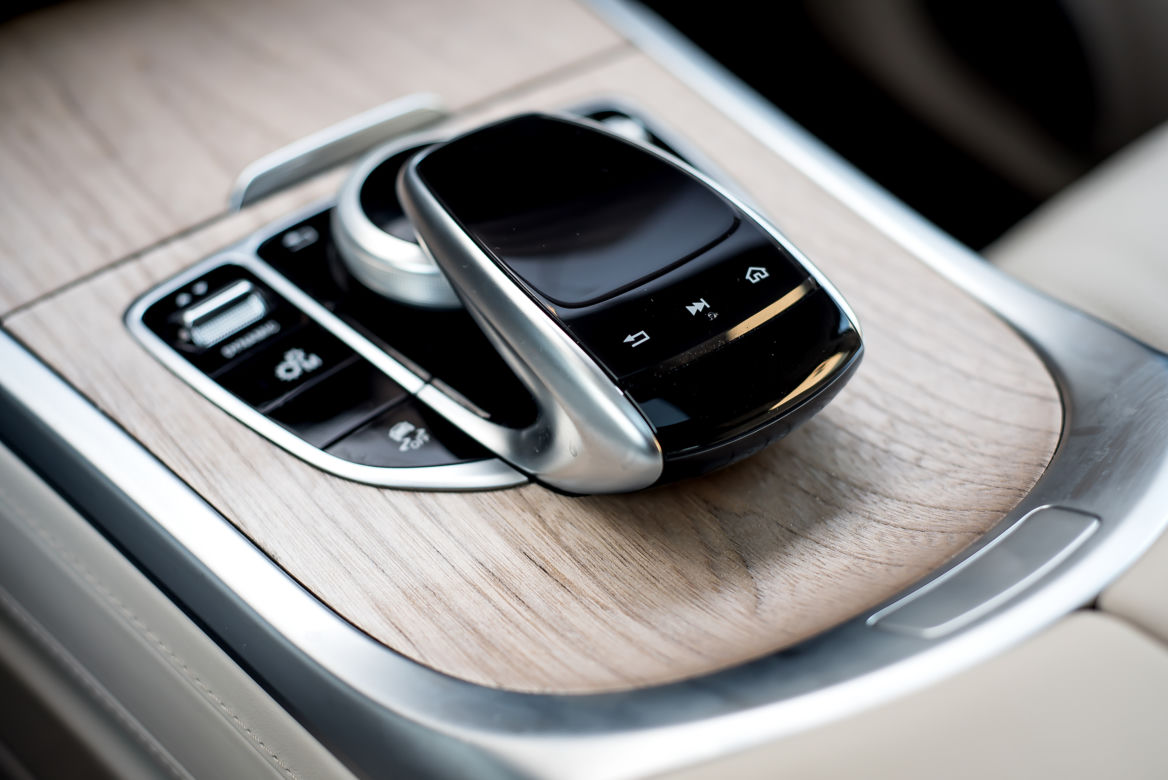 Mercedes-Benz G500 4Matic 9G-Tronic