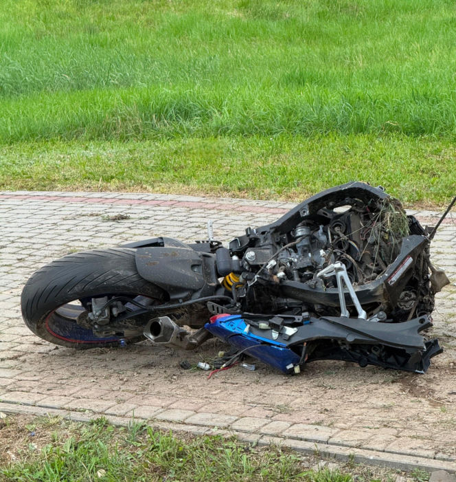 Dramat na Podkarpaciu. Zderzenie motocykla z autem, nie żyje jedna osoba